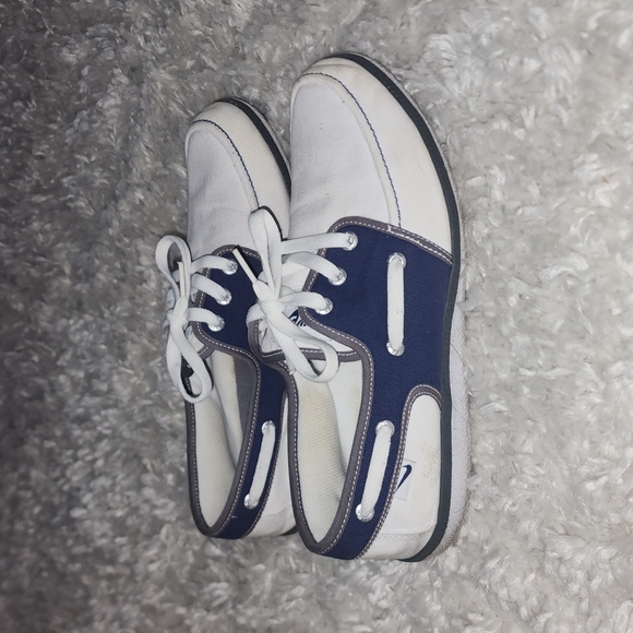Mens white Nike boat shoes size 9.5 - Picture 3 of 4
